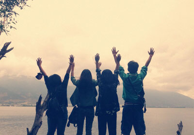 沙尔克临时教练表现出色，球队重新焕发活力