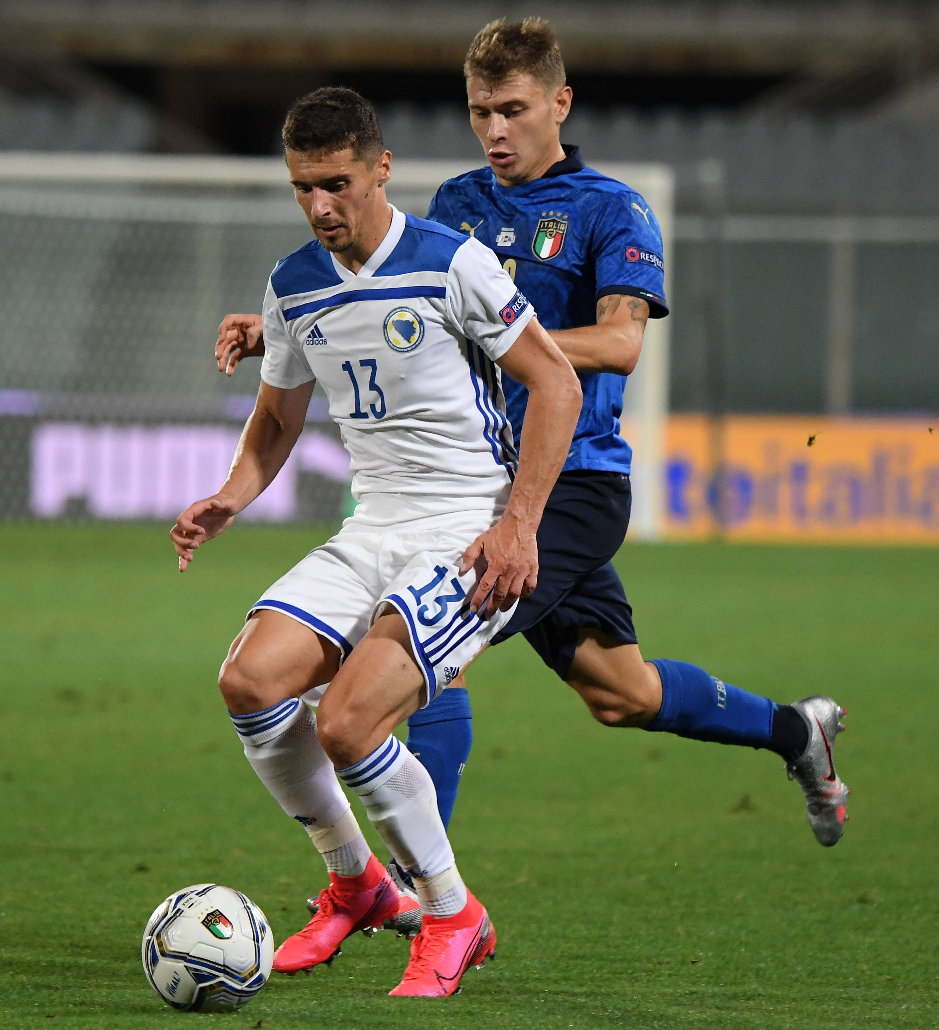 波黑队遭遇俄罗斯队惨遭淘汰