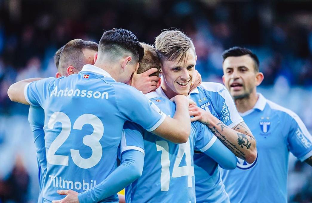 顶级球队在国际比赛中碰撞出火花