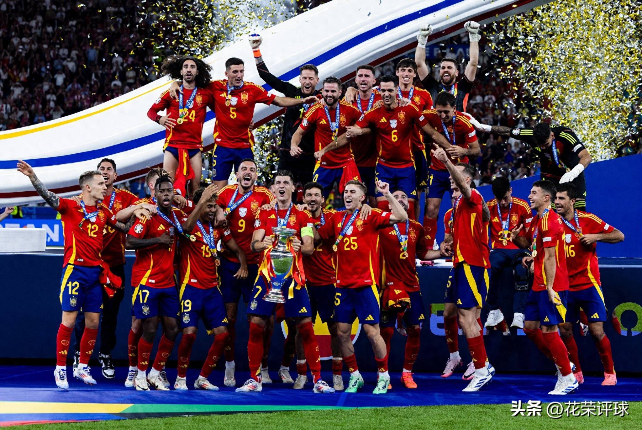 包含纷争激烈！欧洲足赛各队实力对决，谁能笑傲的词条