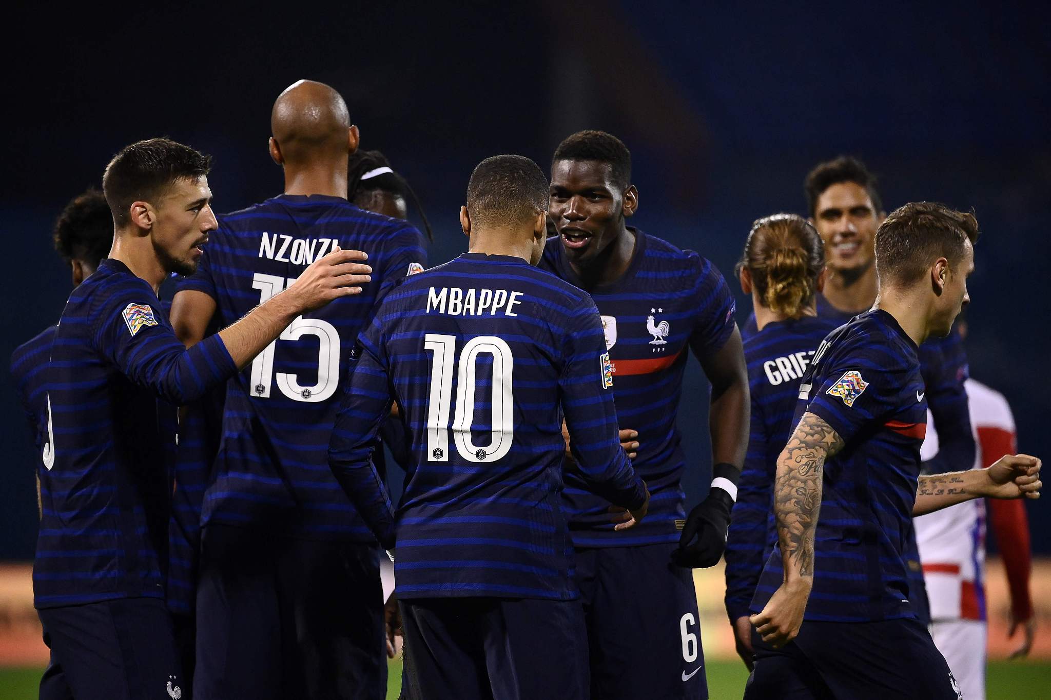 关于法国足球职业联赛竞争备受关注，全力备战的信息