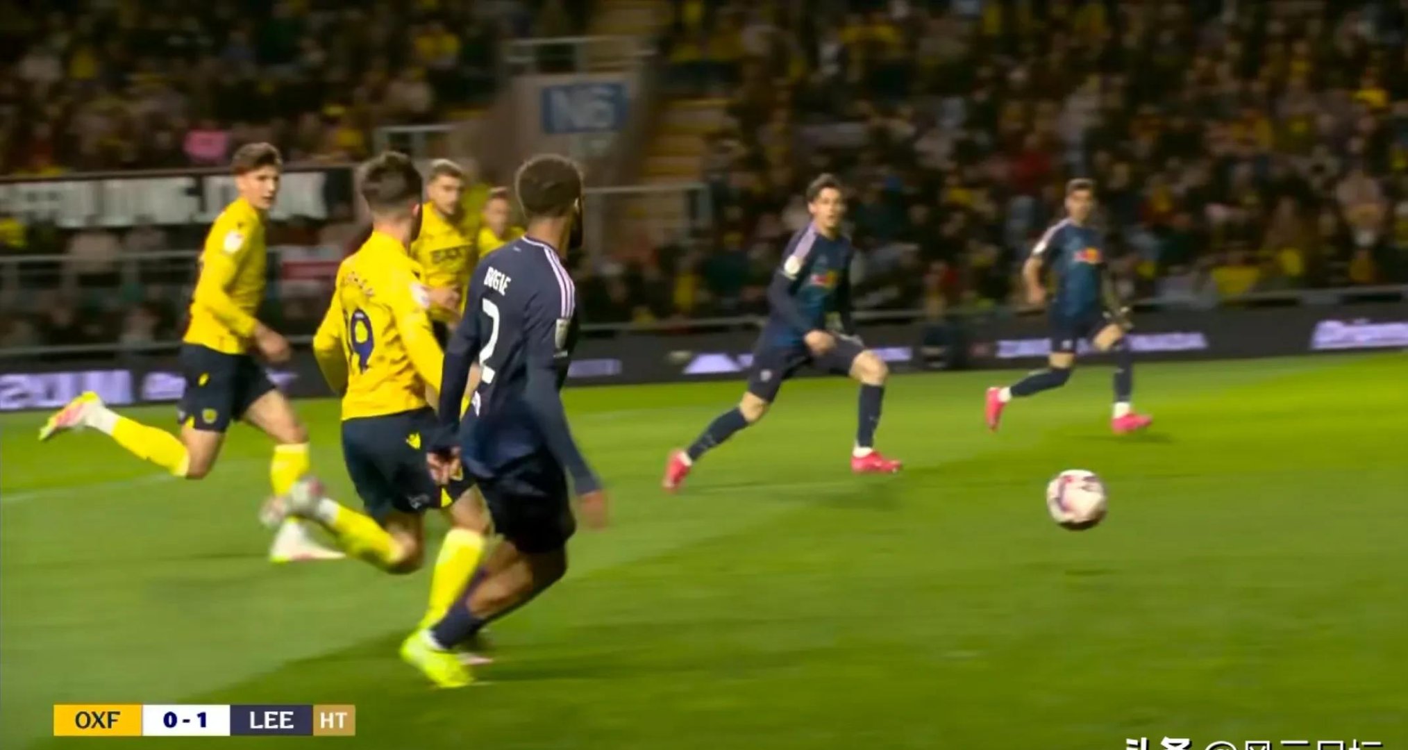 伯恩利主场战胜西汉姆联，逼近前四的简单介绍